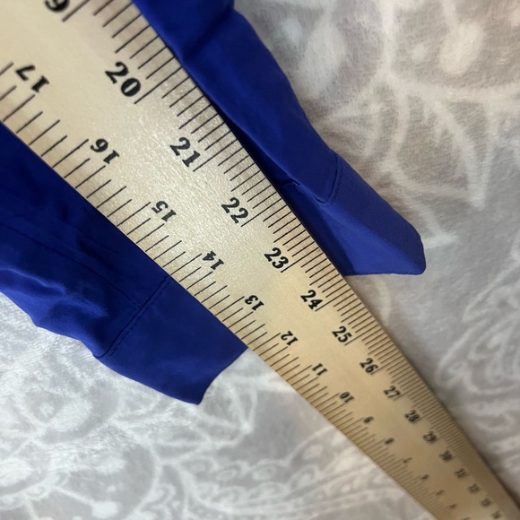 ROYAL BLUE ART SMOCK STYLE TOP WITH POCKETS TEACHER OVERSIZED FLOWY TWO BUTTON - Picture 3 of 9